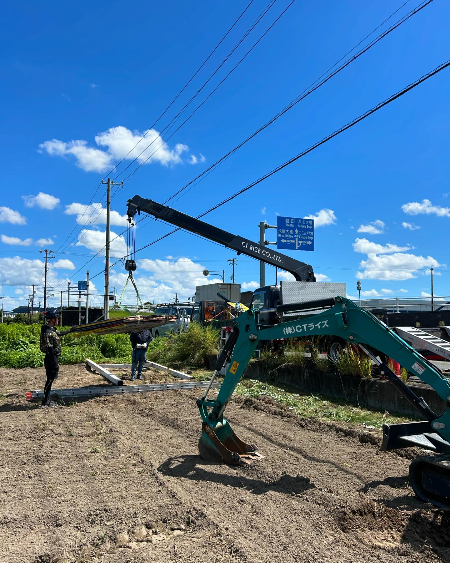 浜松市で古くなった大型看板の撤去作業を行いました！🚧👷‍♂️...