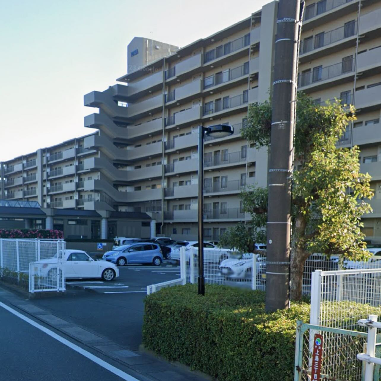 今年最後のマンションの植栽管理が完了しました！🌿✨今回はみん...