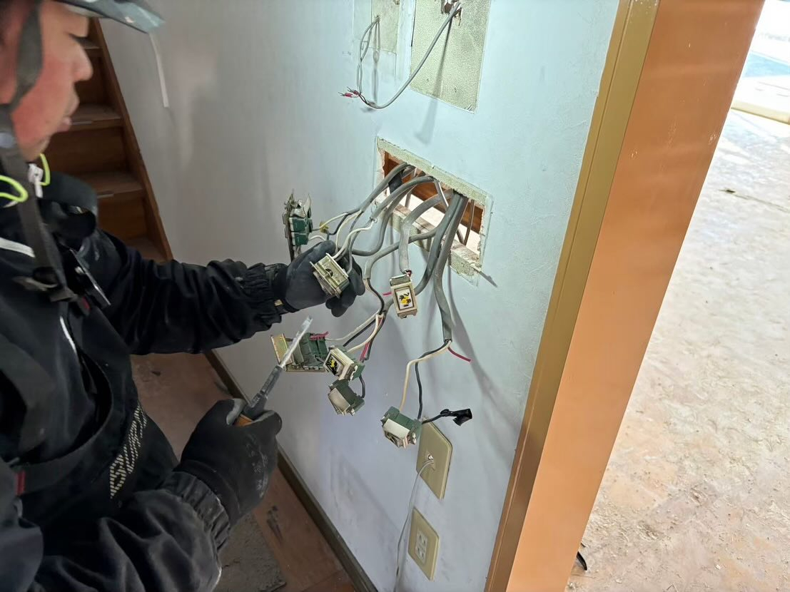 ✨今回の電気工事は店舗改装です🔧📐