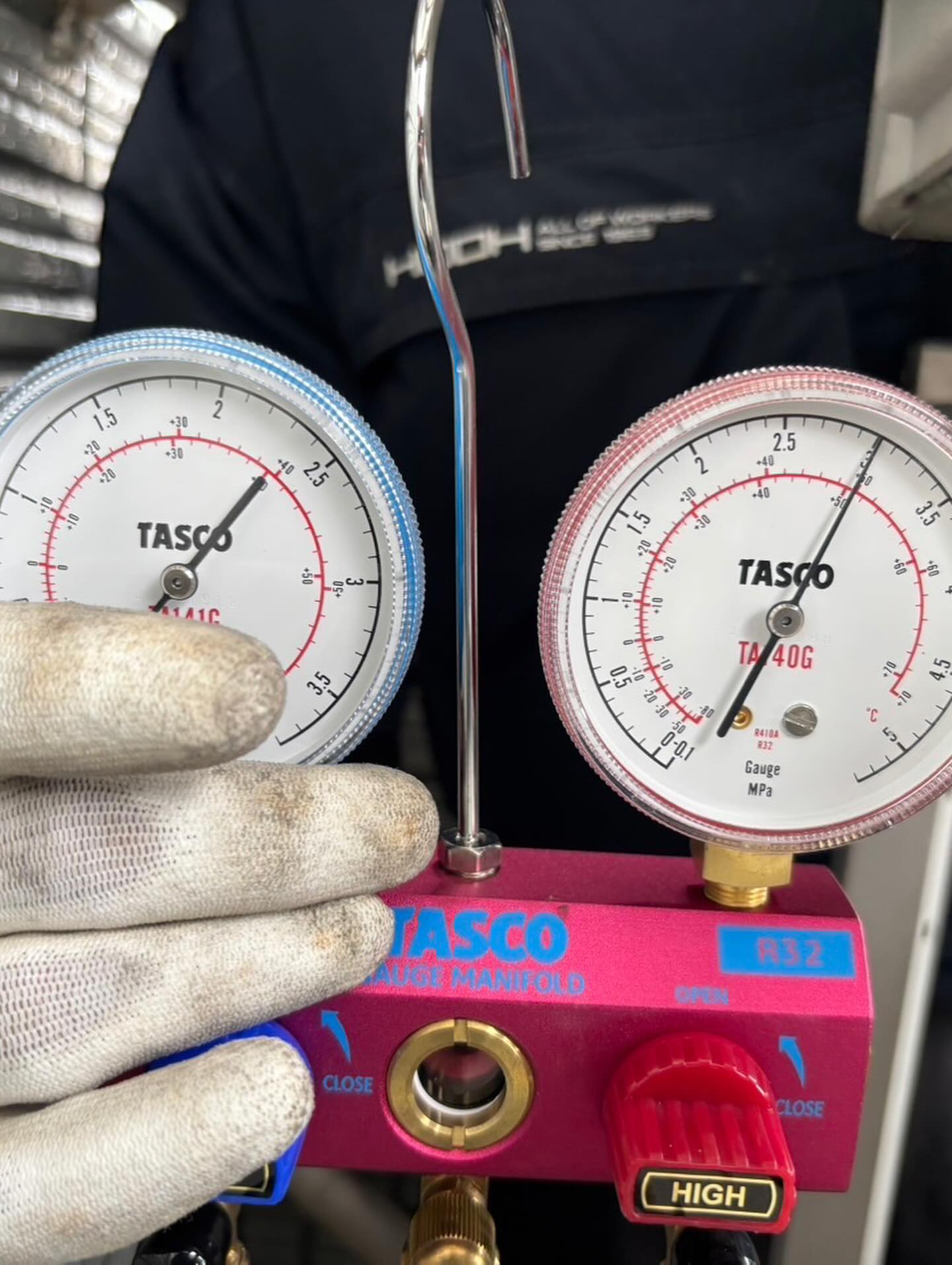 🌟 某施術院様の空調機更新工事を無事完了しました！😊✨