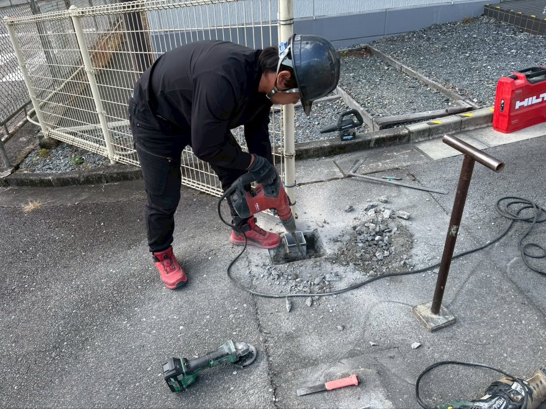 🚧某発電所の門扉交換工事が無事に完了しました！🔨✨