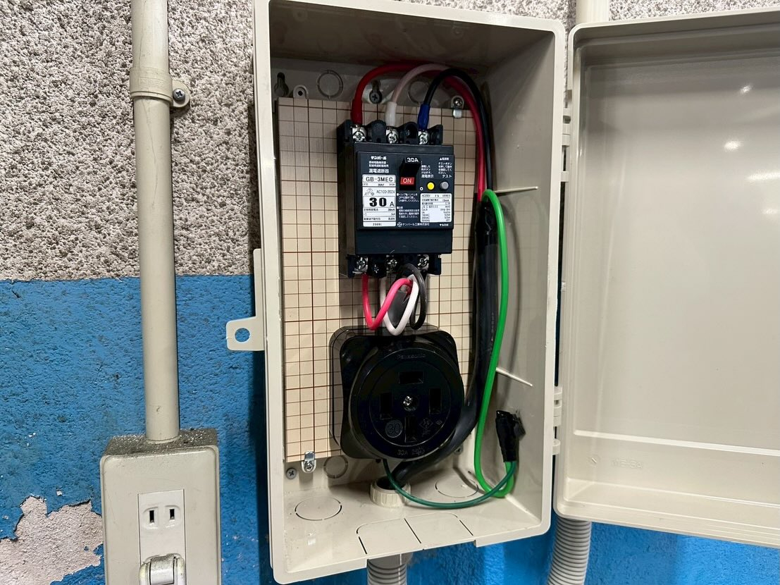 現代の工場は持続可能性が命です🌍💡