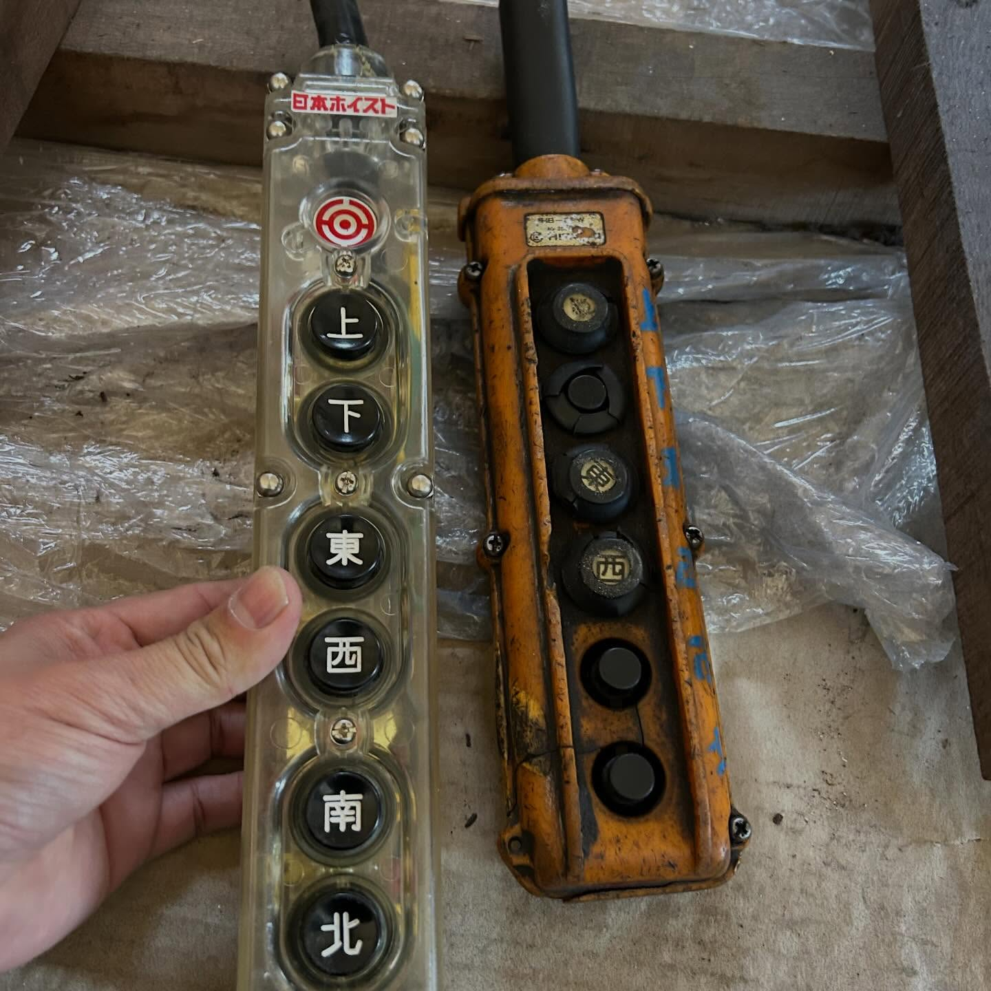 今回は、工場のホイストクレーンのスイッチ交換を行いました✨ 